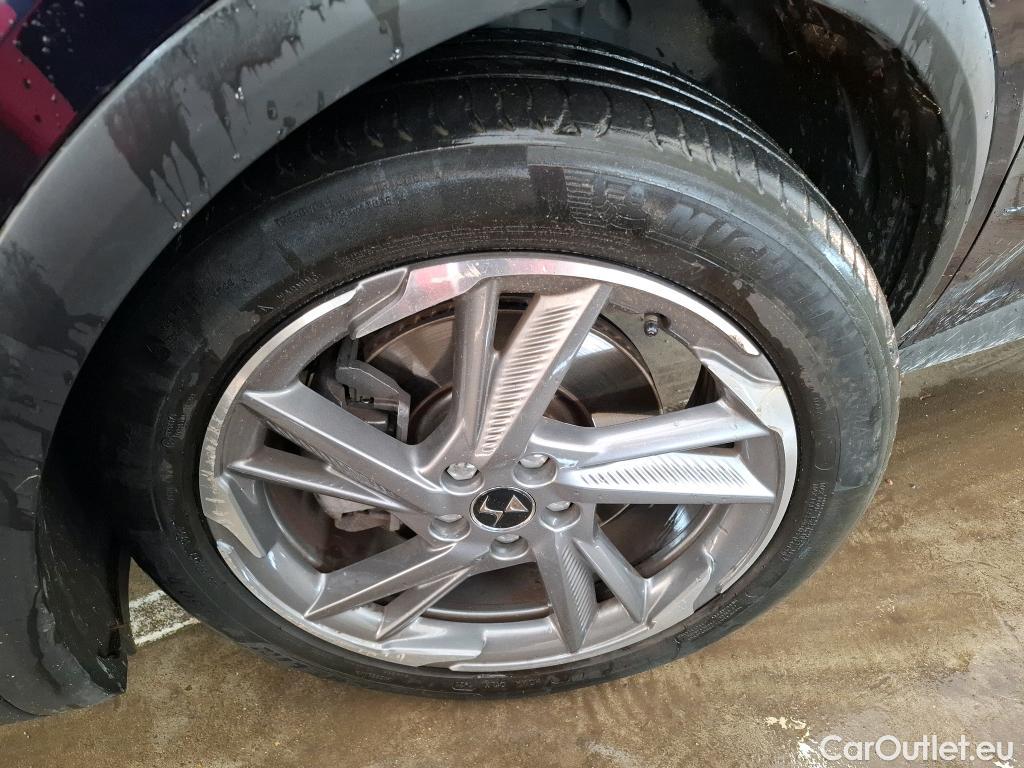  DS  DS7 DS DS 7 Crossback / 2017 / 5P / SUV E-TENSE 225 Business #9