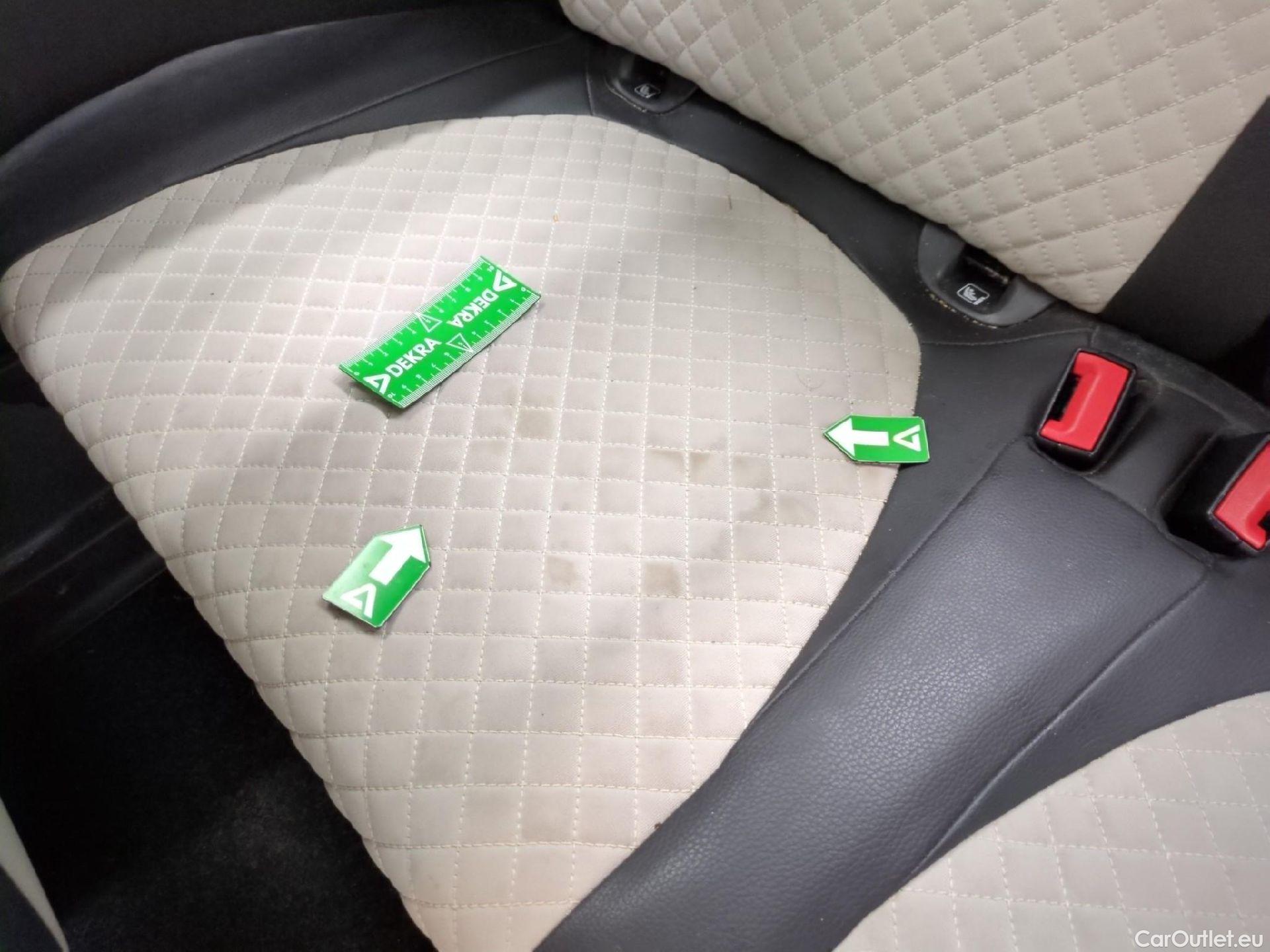  Fiat  500 FIAT  / 2015 / 3P / Berline 1.0 70ch BSG Dolcevita #3