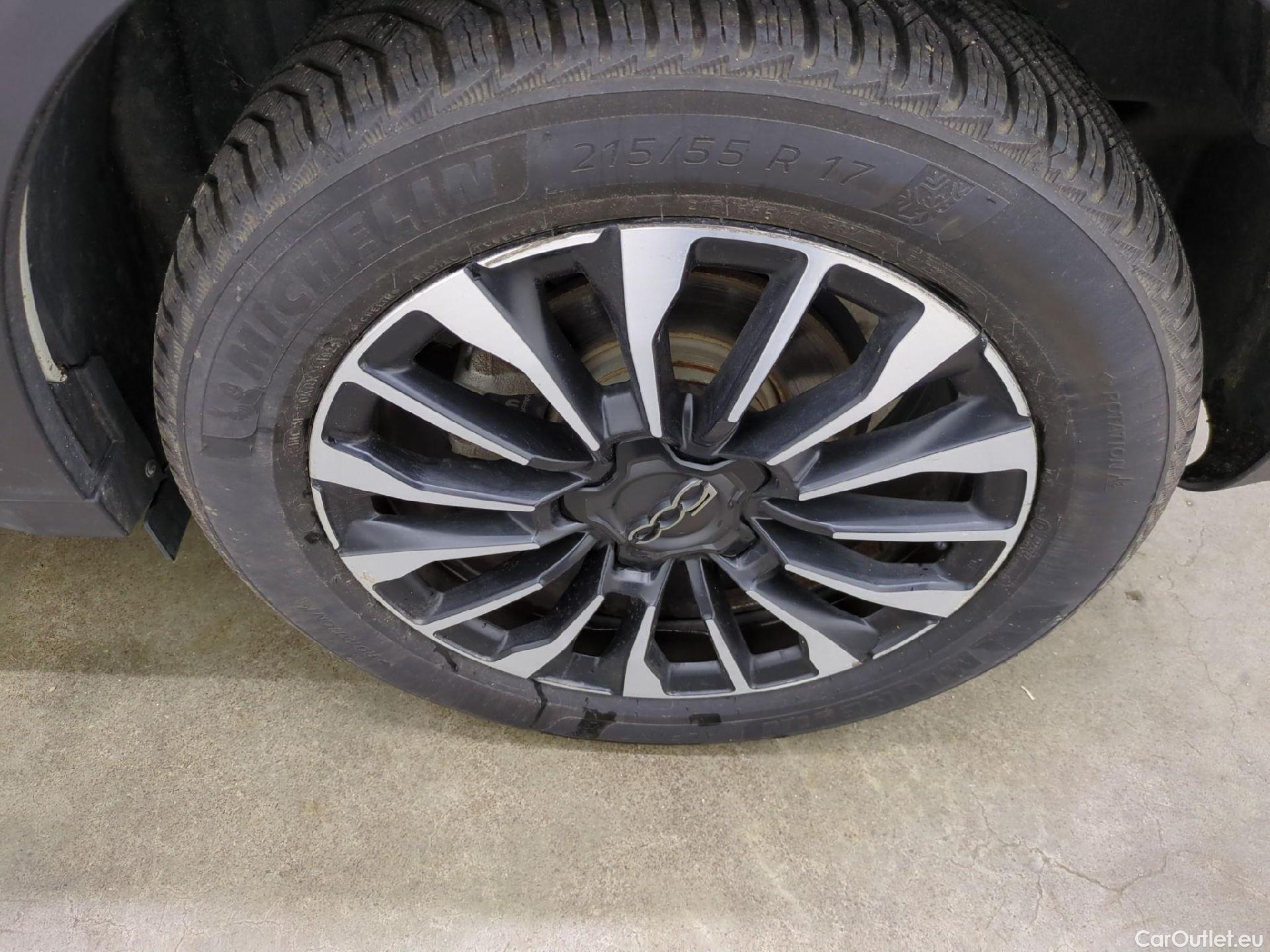  Fiat  500 FIAT X / 2018 / 5P / SUV 1.0 FFly T T3 120ch Cross #20