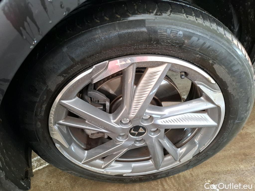  DS  DS7 DS DS 7 Crossback / 2017 / 5P / SUV E-TENSE 225 Business #10