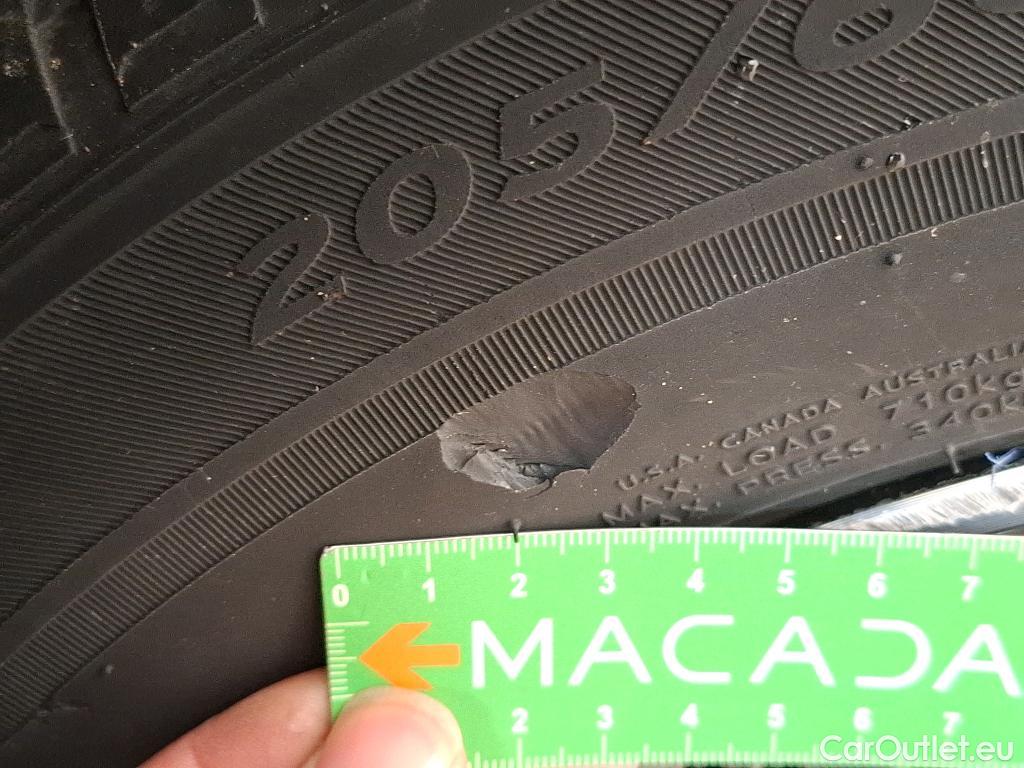  Hyundai  Konna Kona Business Hybrid 2WD 1.6 GDI 140CV BVA6 E6d #2