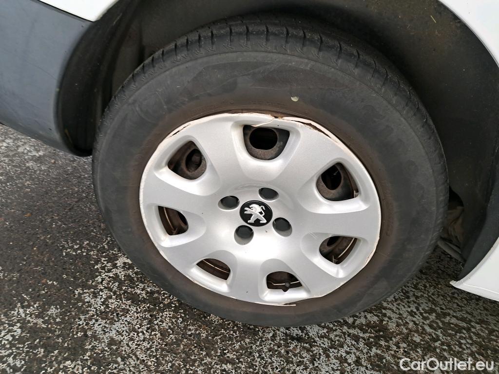  Peugeot  Partner  L1 Premium Pack 1.6 HDi 120CV BVM6 E6 #16