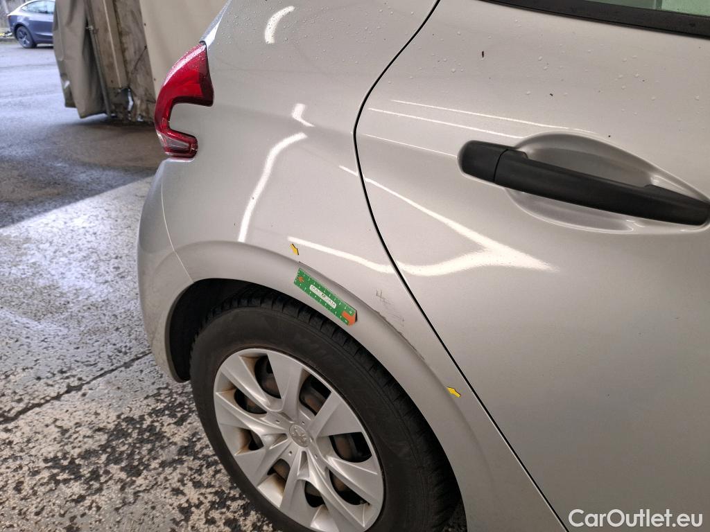  Peugeot  208  Affaire Premium 1.6 HDi 100CV BVM5 E6 #1