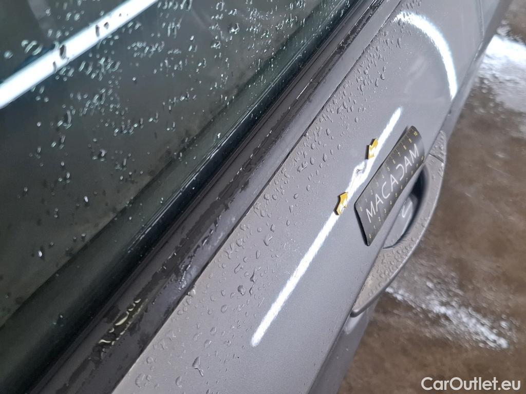  Peugeot  208  Allure Business 1.5 HDi 100CV BVM6 E6d #9