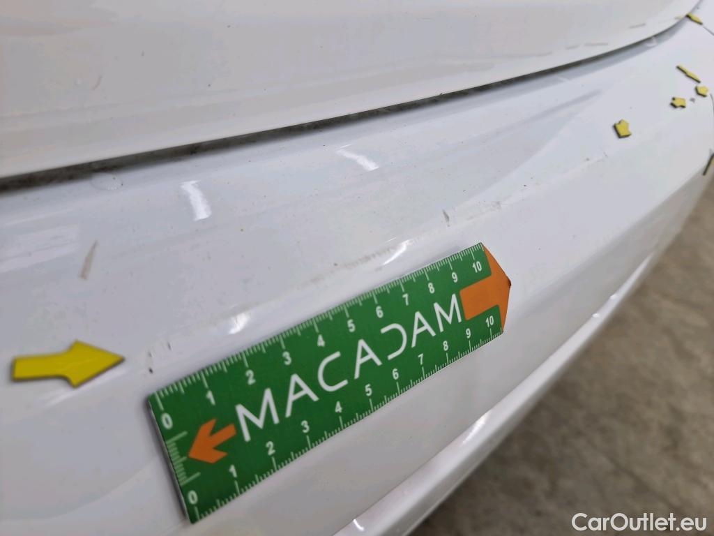  Peugeot  208  Affaire Premium Pack 1.5 HDi 100CV BVM5 E6dT #4