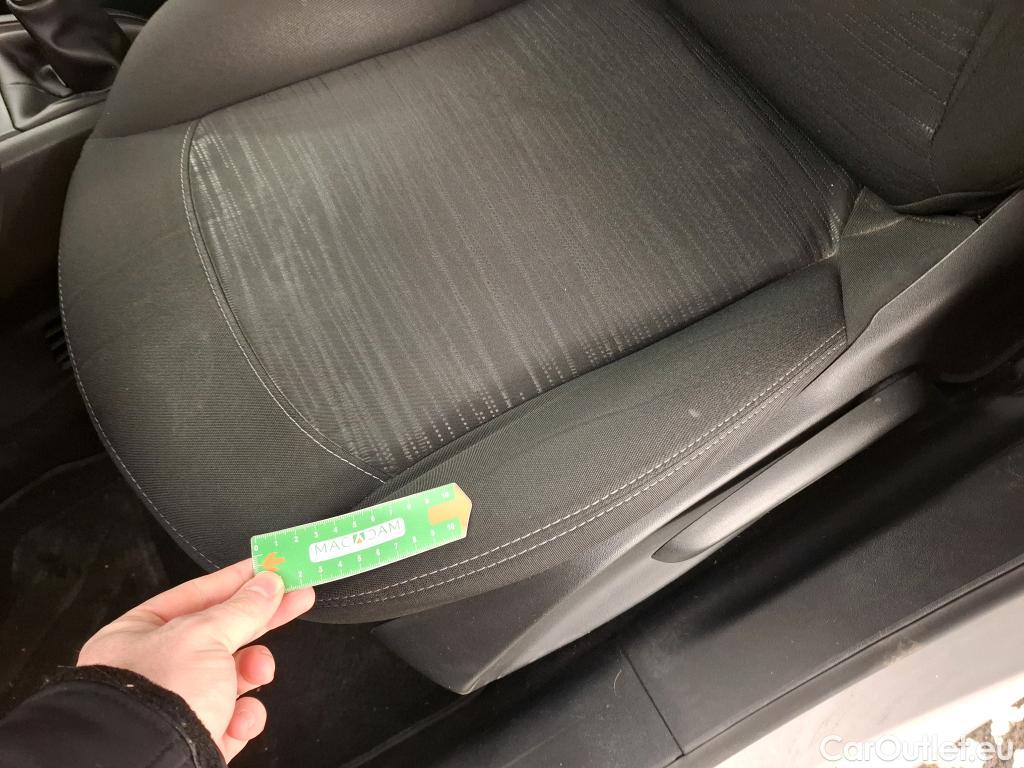  Peugeot  208  Affaire Premium 1.6 HDi 100CV BVM5 E6 #11