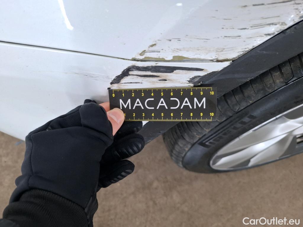  Tesla  Model Y TESLA  / 2020 / 5P / SUV Long Range Dual Motor AWD #4