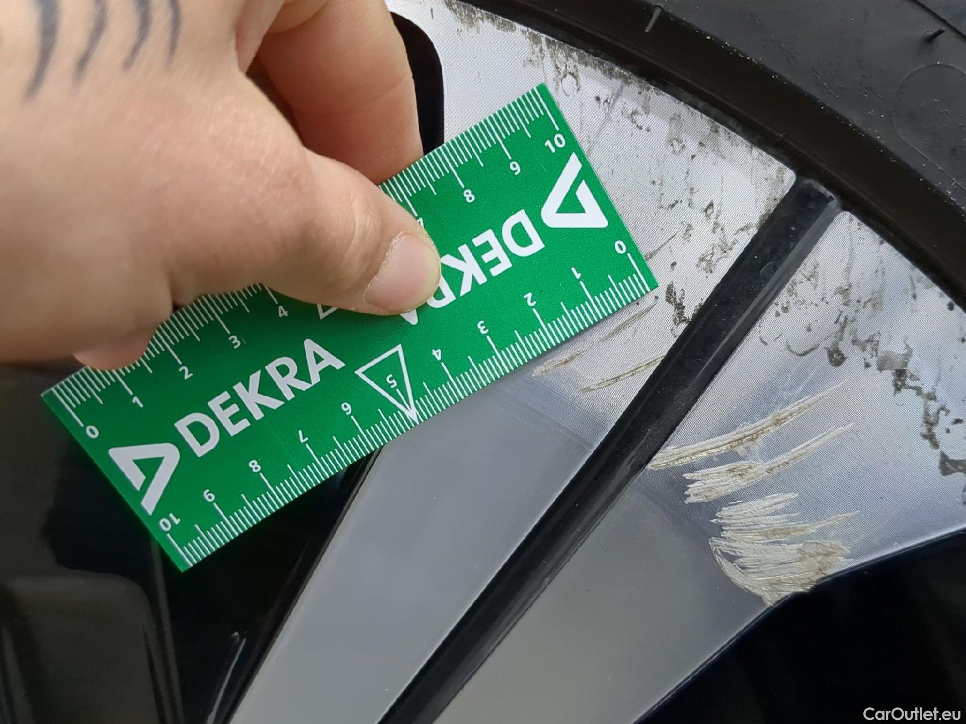  Volvo  XC 40 XC40 Start Recharge Pure Electric 2WD 70kWh BVA #29