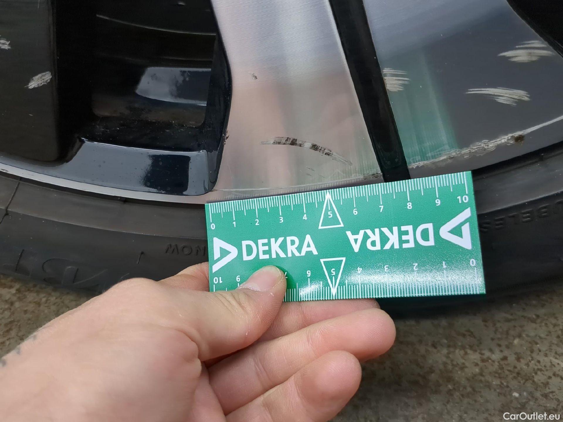  Volvo  XC 40 XC40 Start Recharge Pure Electric 2WD 70kWh BVA #13