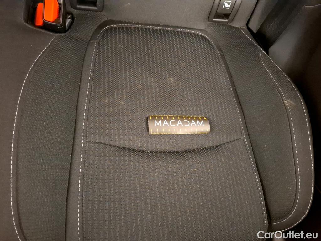  Renault  Megane  IV Berline 5pt. Business 1.5 dCi 115CV BVM6 E6d #14