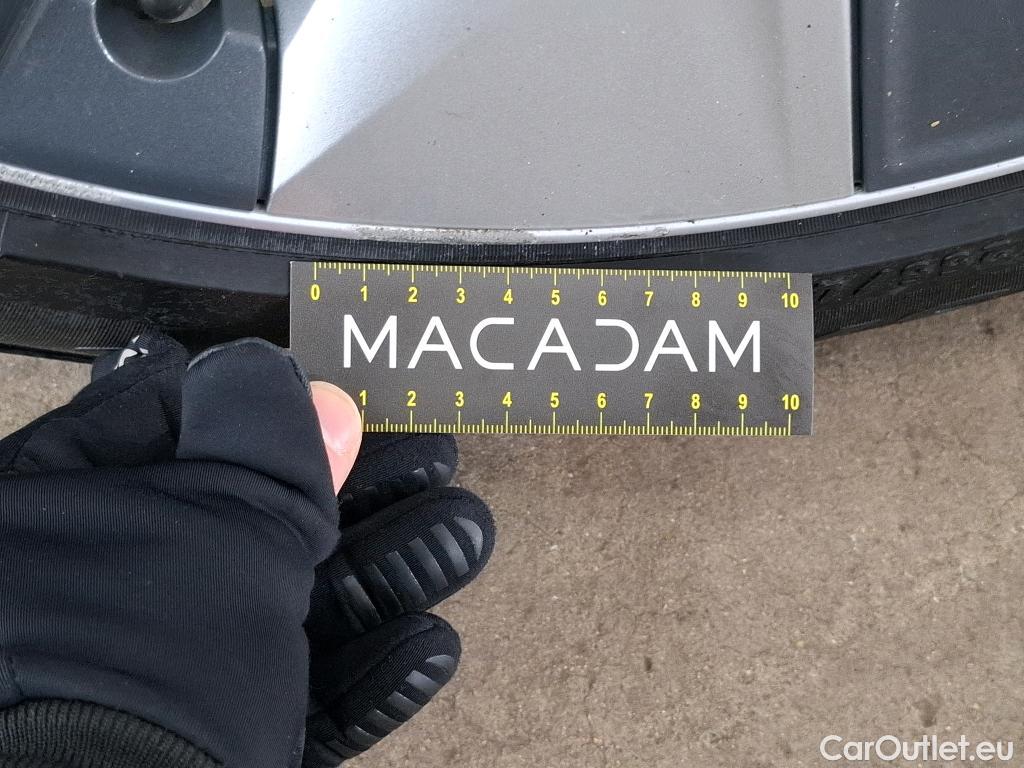  Tesla  Model Y TESLA  / 2020 / 5P / SUV Long Range Dual Motor AWD #24