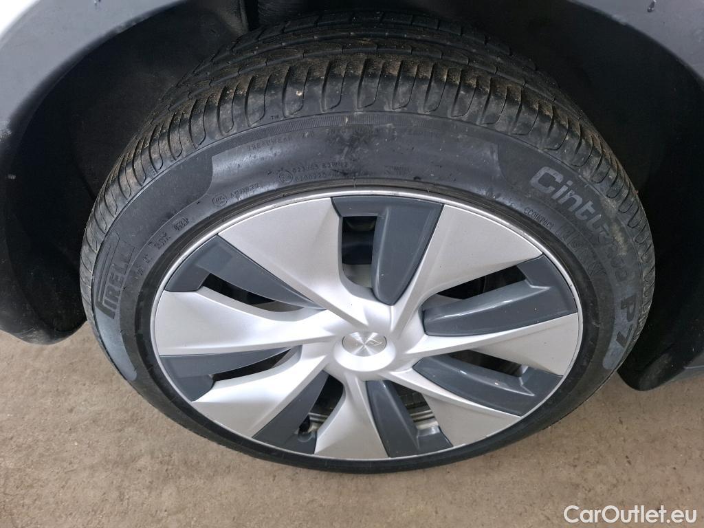  Tesla  Model Y TESLA  / 2020 / 5P / SUV Long Range Dual Motor AWD #18