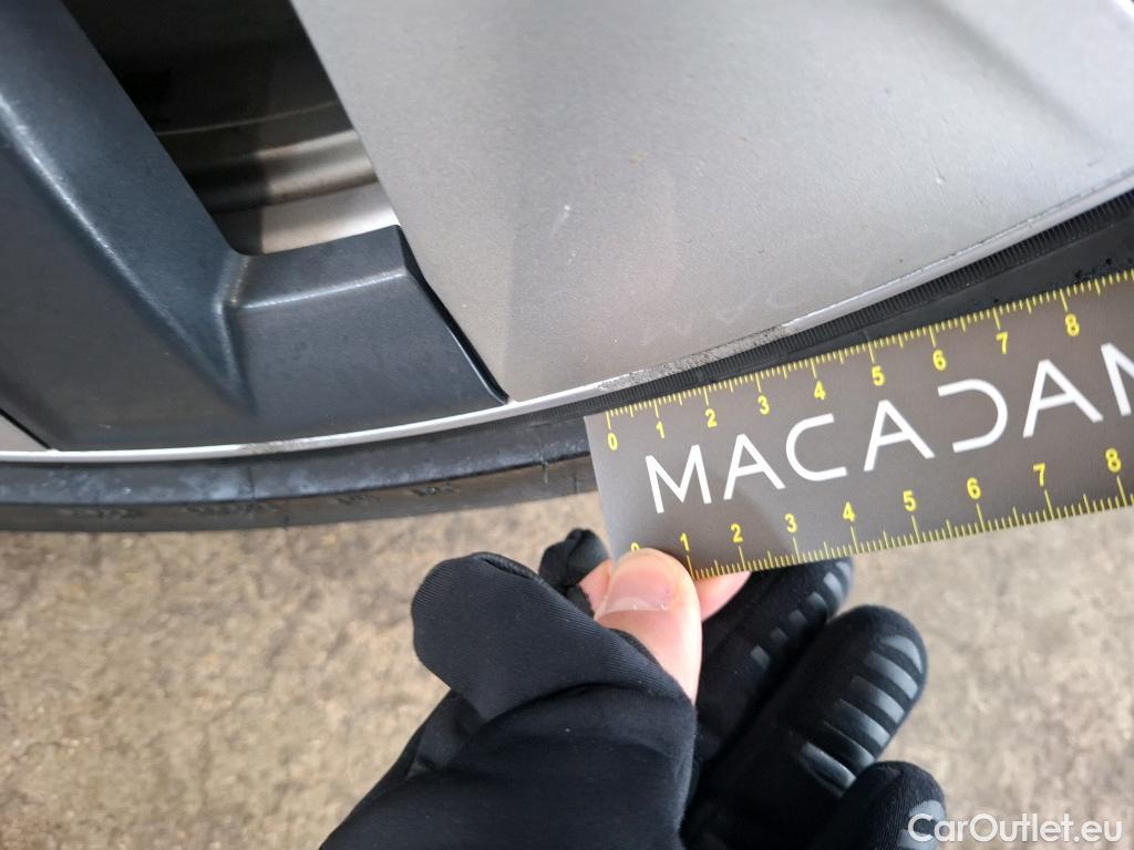  Tesla  Model Y TESLA  / 2020 / 5P / SUV Long Range Dual Motor AWD #14