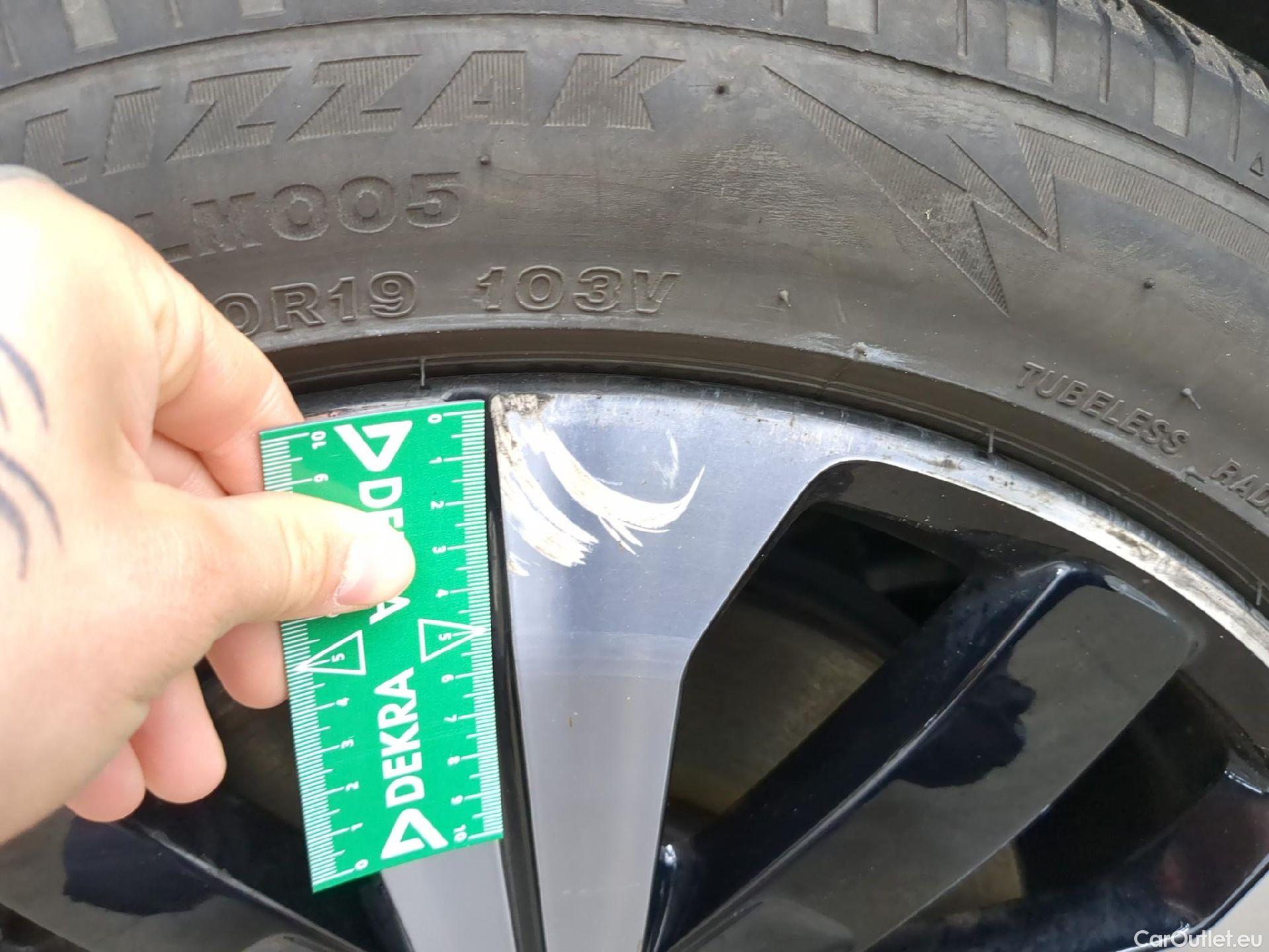  Volvo  XC 40 XC40 Start Recharge Pure Electric 2WD 70kWh BVA #18