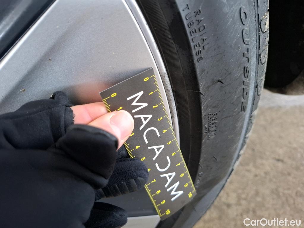  Tesla  Model Y TESLA  / 2020 / 5P / SUV Long Range Dual Motor AWD #11