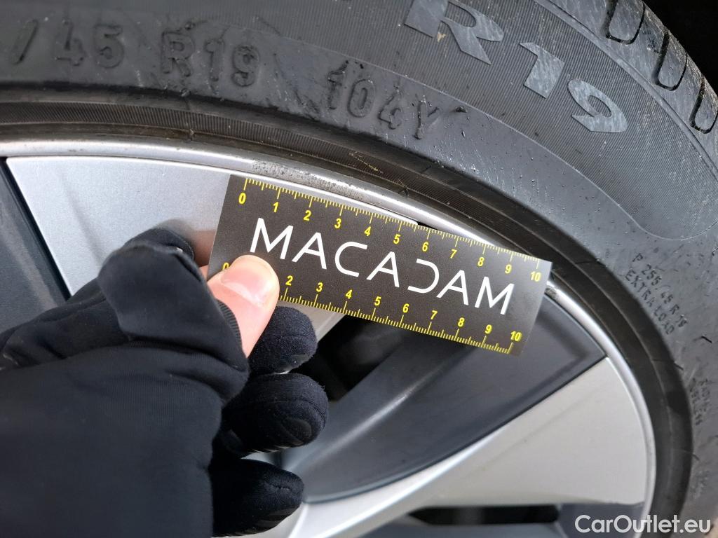  Tesla  Model Y TESLA  / 2020 / 5P / SUV Long Range Dual Motor AWD #10