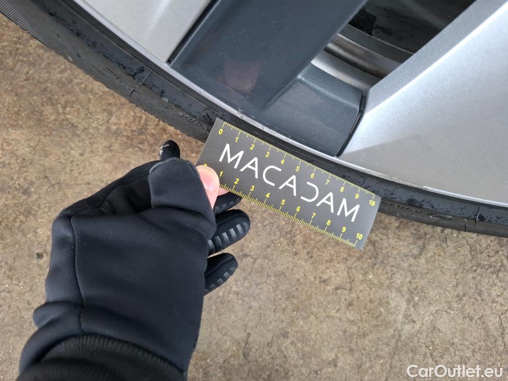  Tesla  Model Y TESLA  / 2020 / 5P / SUV Long Range Dual Motor AWD #15