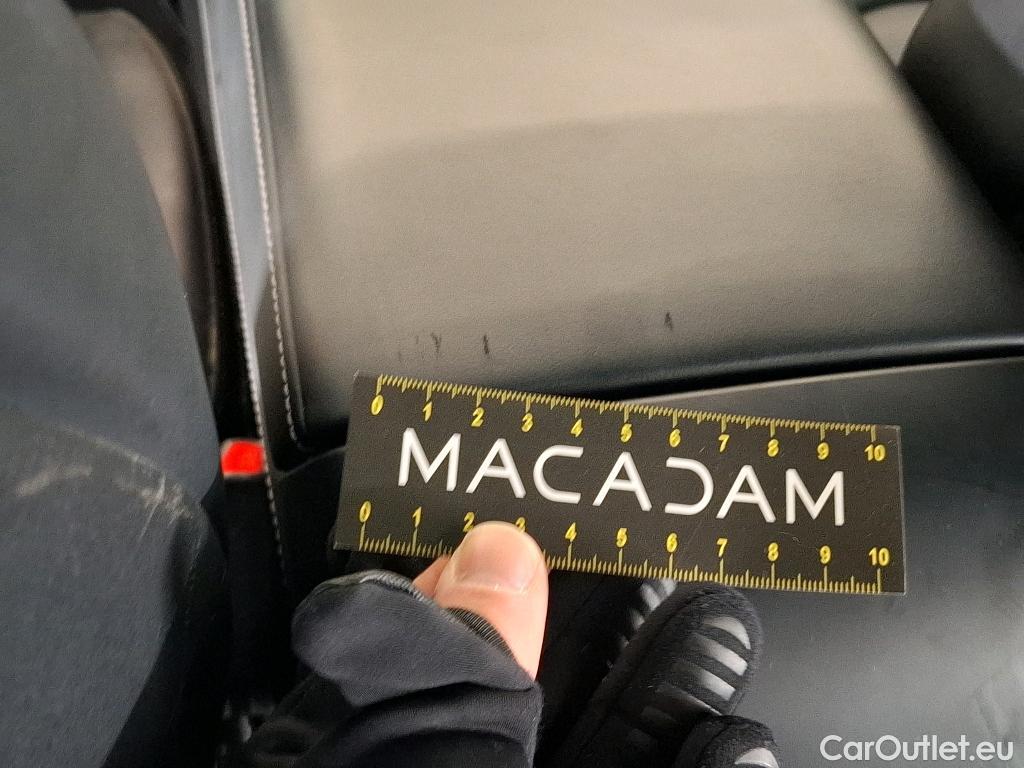  Tesla  Model Y TESLA  / 2020 / 5P / SUV Long Range Dual Motor AWD #32