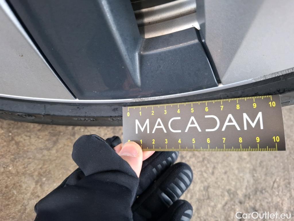  Tesla  Model Y TESLA  / 2020 / 5P / SUV Long Range Dual Motor AWD #13