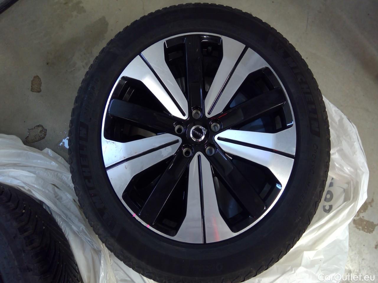  Volvo  C40  Recharge Plus Edition Aut #2