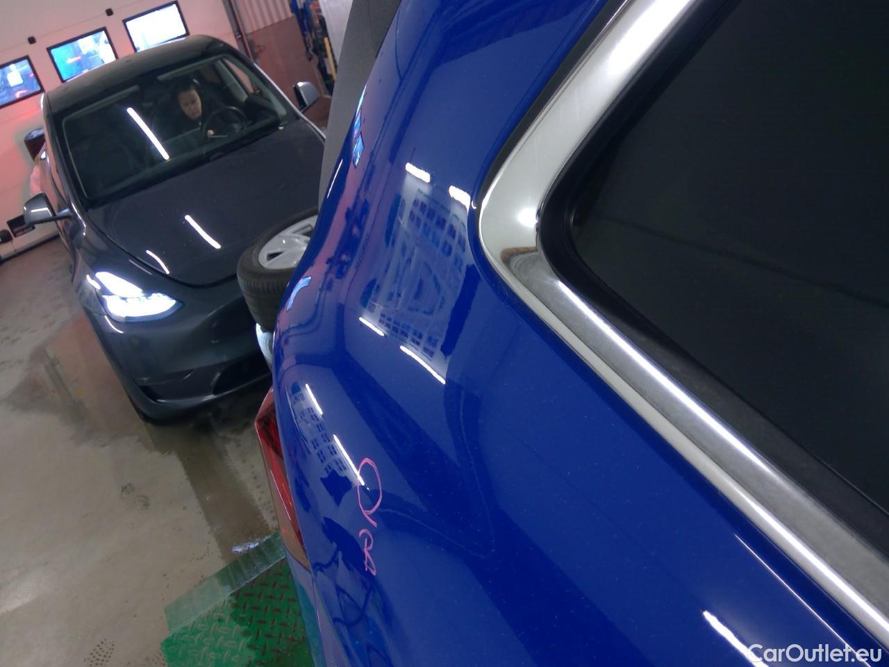  Skoda  ENYAQ  iV80 5d #17