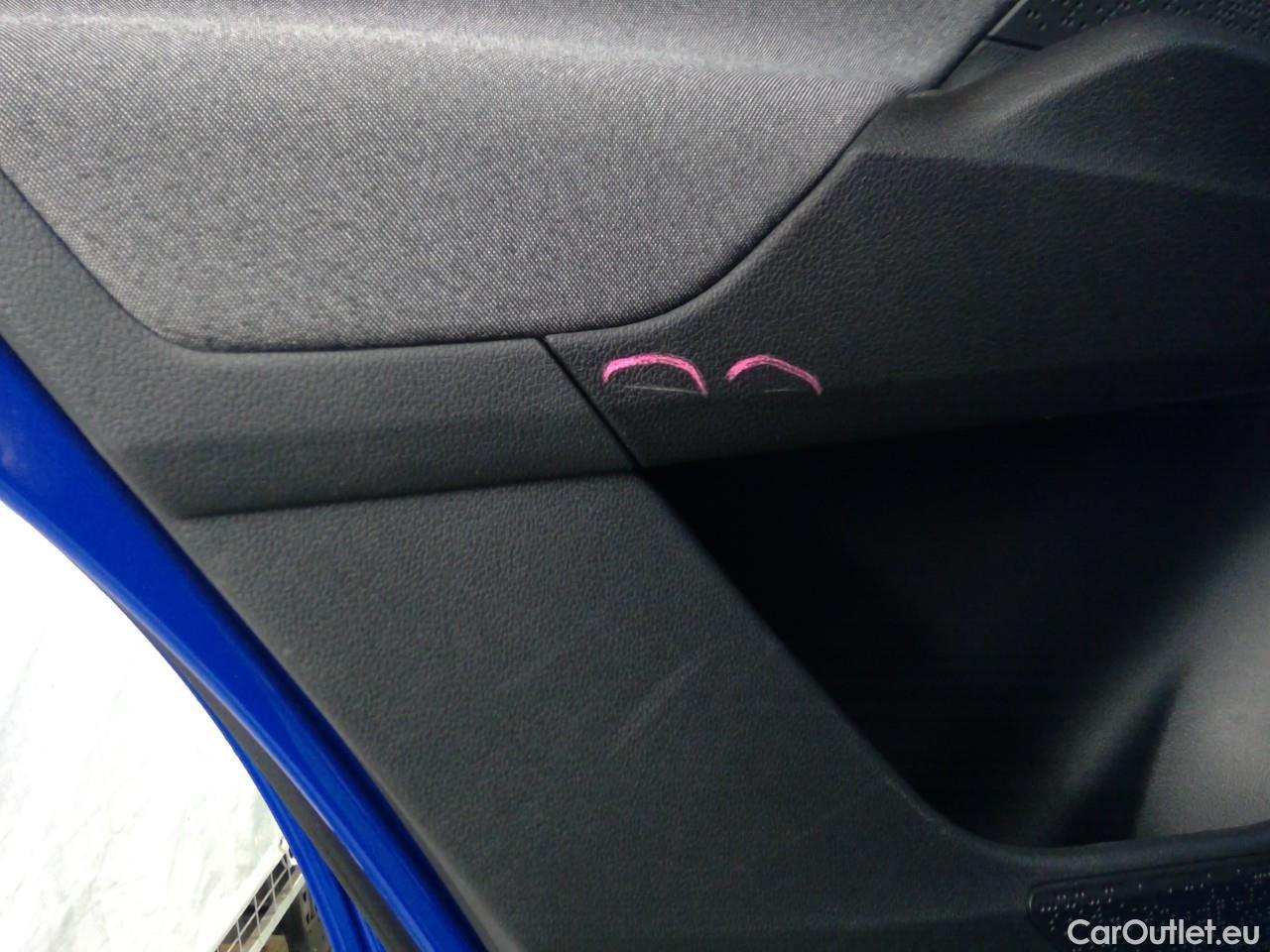  Skoda  ENYAQ  iV80 5d #9