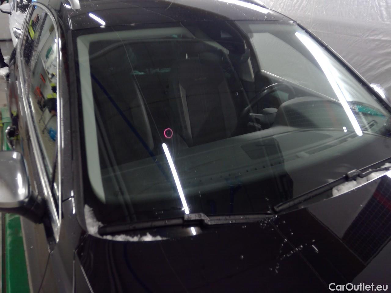  Volkswagen  Passat Pass. All TDI200 Ex Ed 4M Aut #23