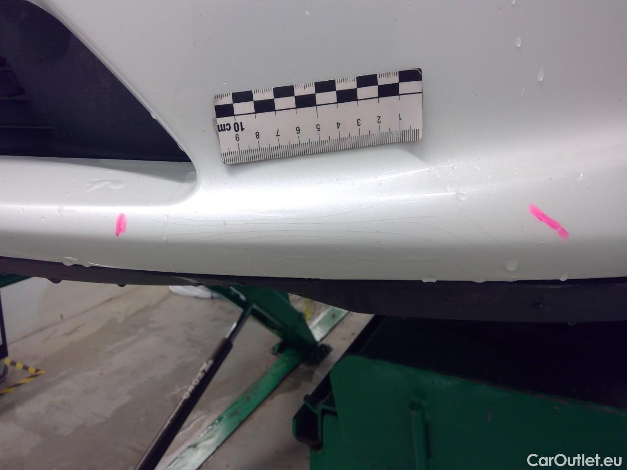  Tesla  Model Y  Long-Range AWD #13