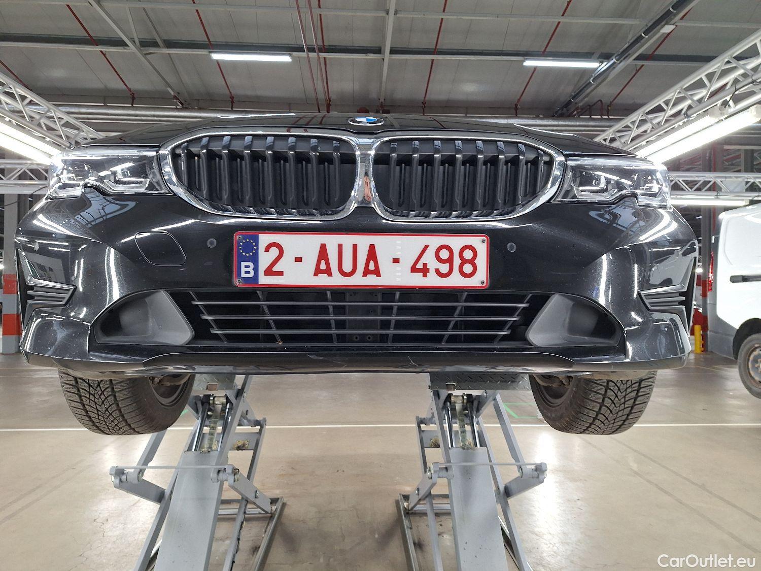  Bmw  Serie 3 BMW, 3-serie Touring '18, BMW 3 Reeks Touring 318dA (110 kW) 5d #5