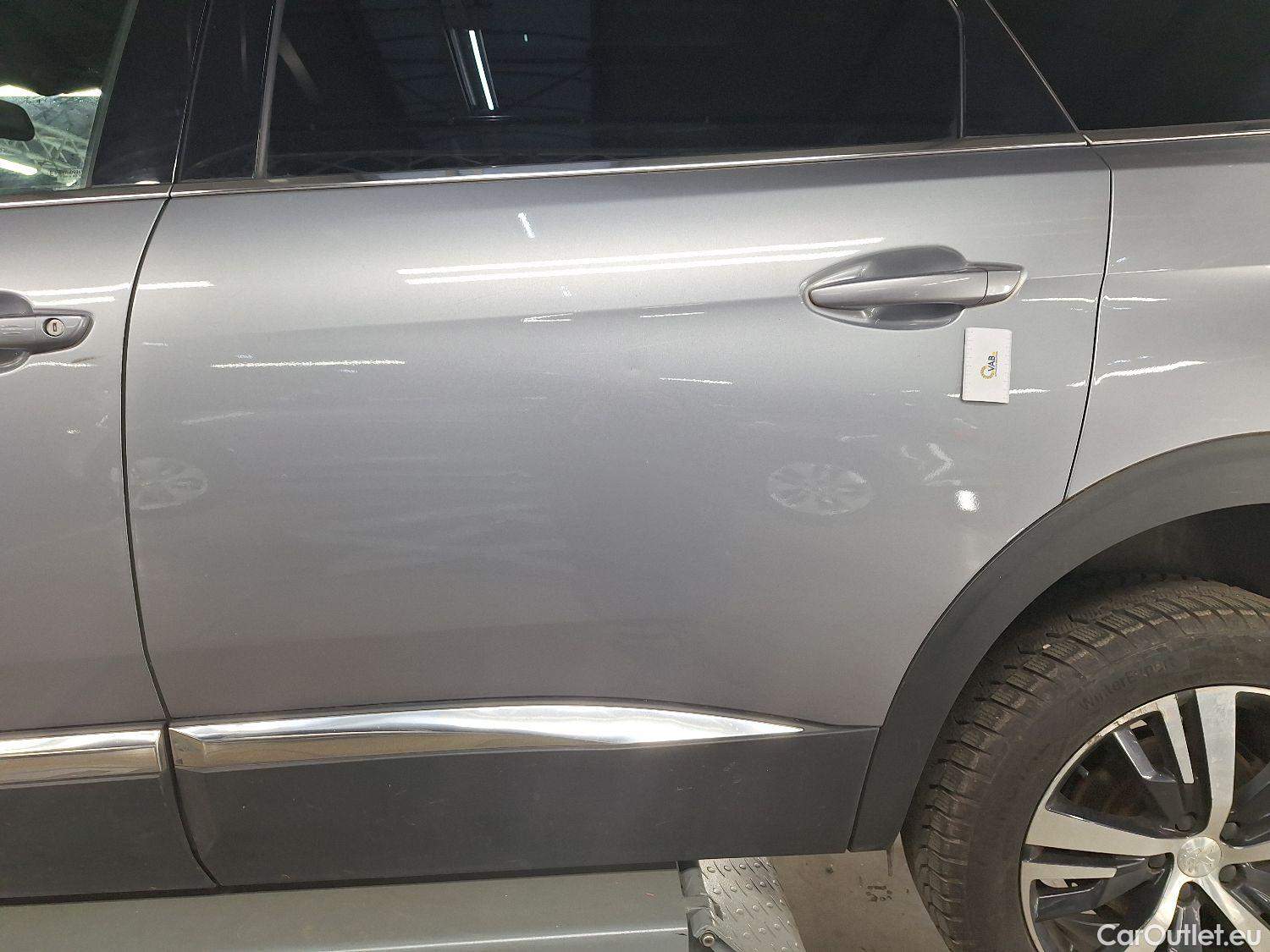  Peugeot  5008 Peugeot,  '16, Peugeot  1.5 BlueHDi 96kW S&S EAT8 GT Line 5d 7pl #29