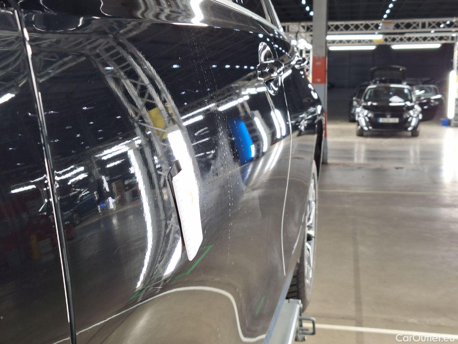  Bmw  Serie 3 BMW, 3-serie Touring '18, BMW 3 Reeks Touring 318dA (110 kW) 5d #34