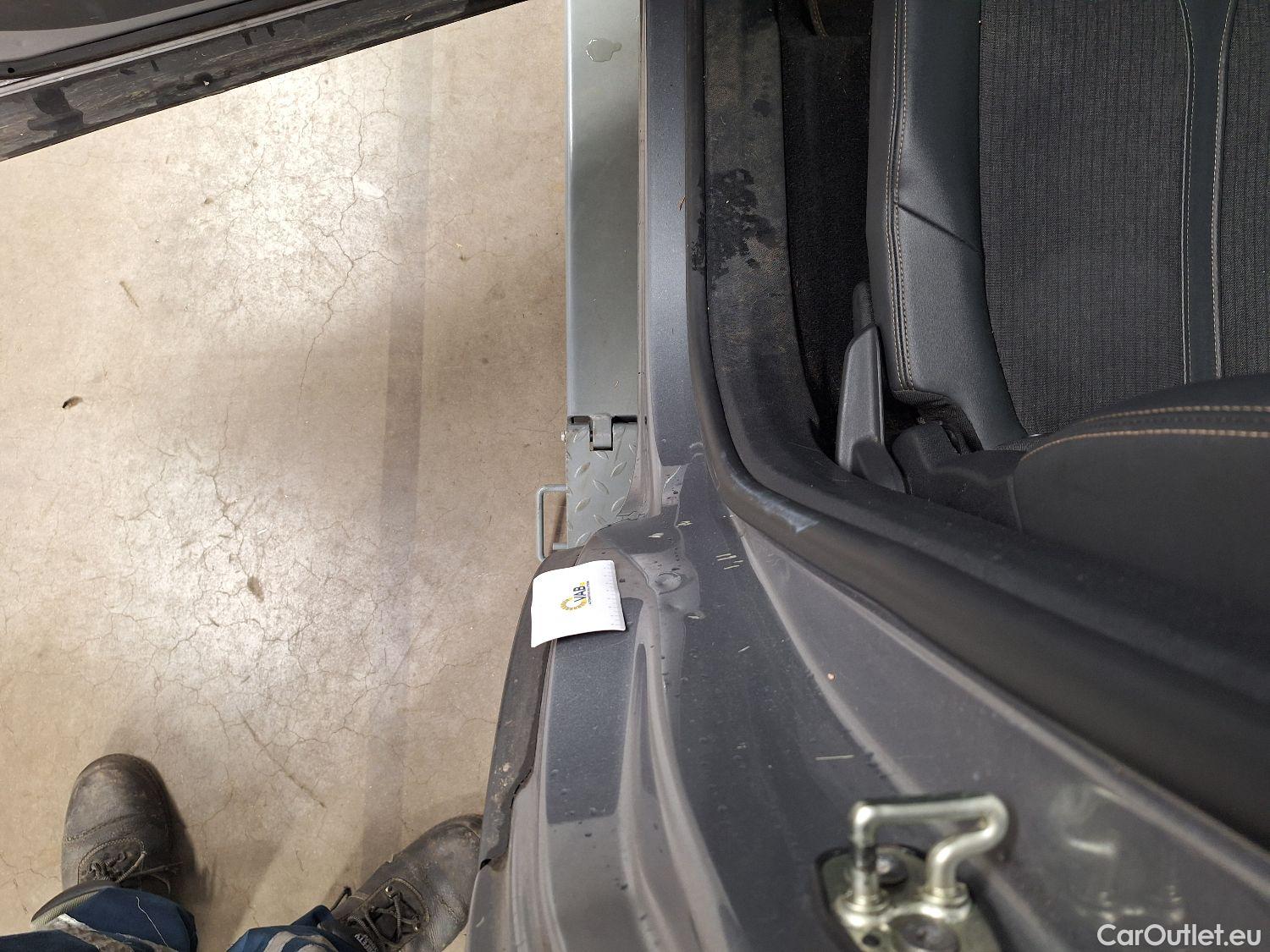  Peugeot  5008 Peugeot,  '16, Peugeot  1.5 BlueHDi 96kW S&S EAT8 GT Line 5d 7pl #51