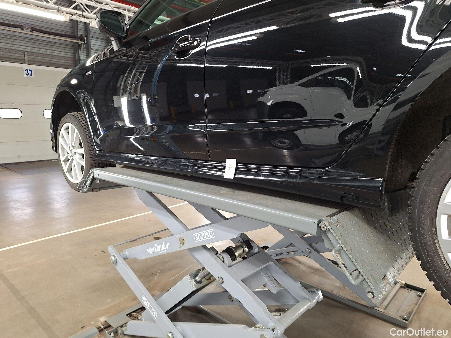  Audi  A3 Audi,  Sportback FL'16, Audi  Sportback 1.6 30 TDi 85kW 5d #14