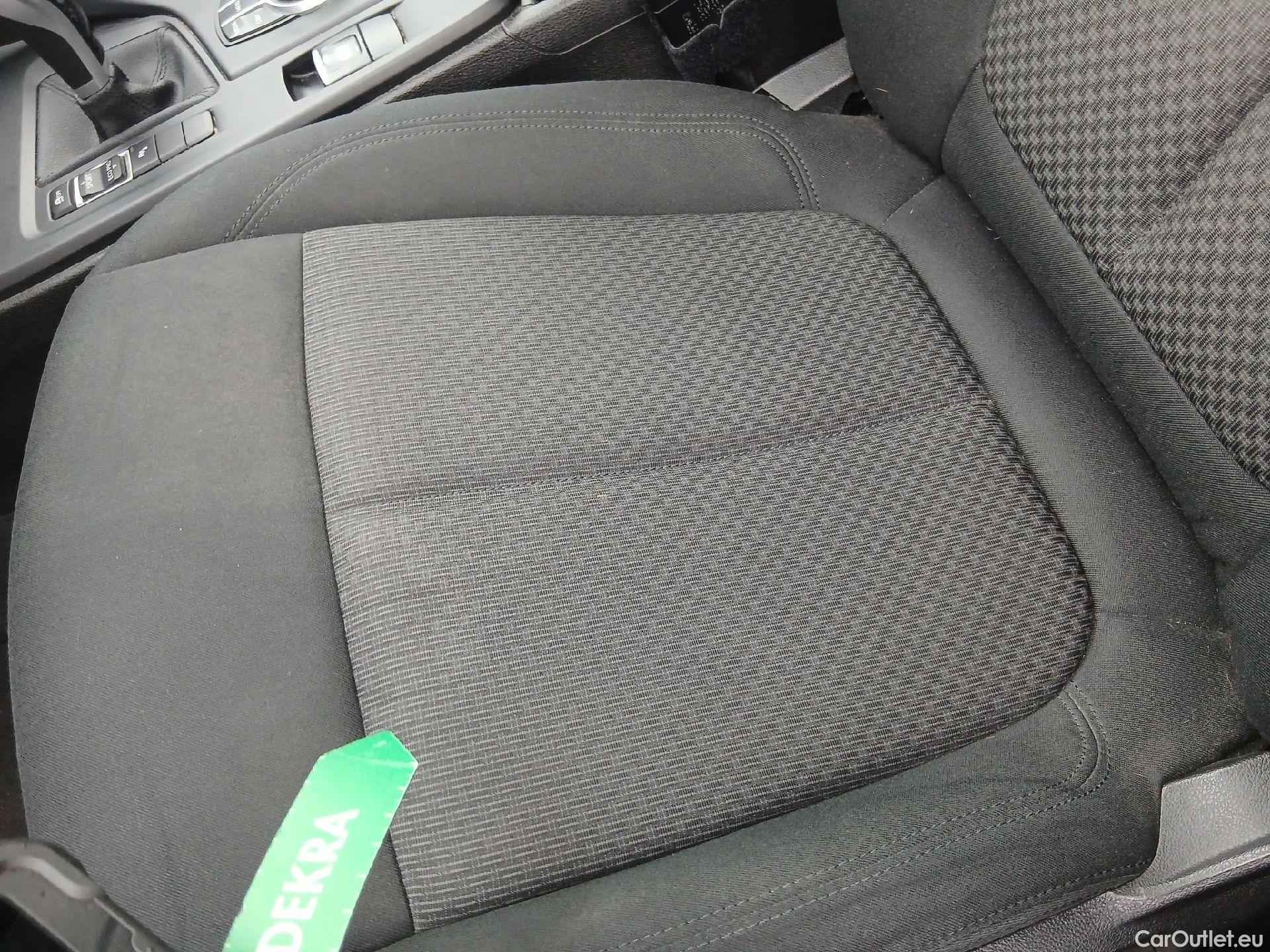  Bmw  X1 BMW  / 2019 / 5P / todoterreno sDrive18dA Corporate (AC4) #43