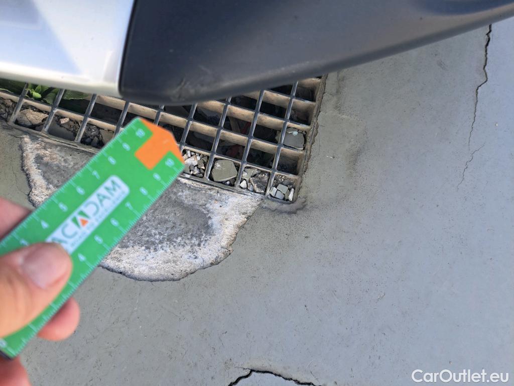  DS  DS7 DS DS 7 Crossback E-Tense / 2017 / 5P / todoterreno 1.6 E-Tense 300 Rivoli Auto 4WD #31