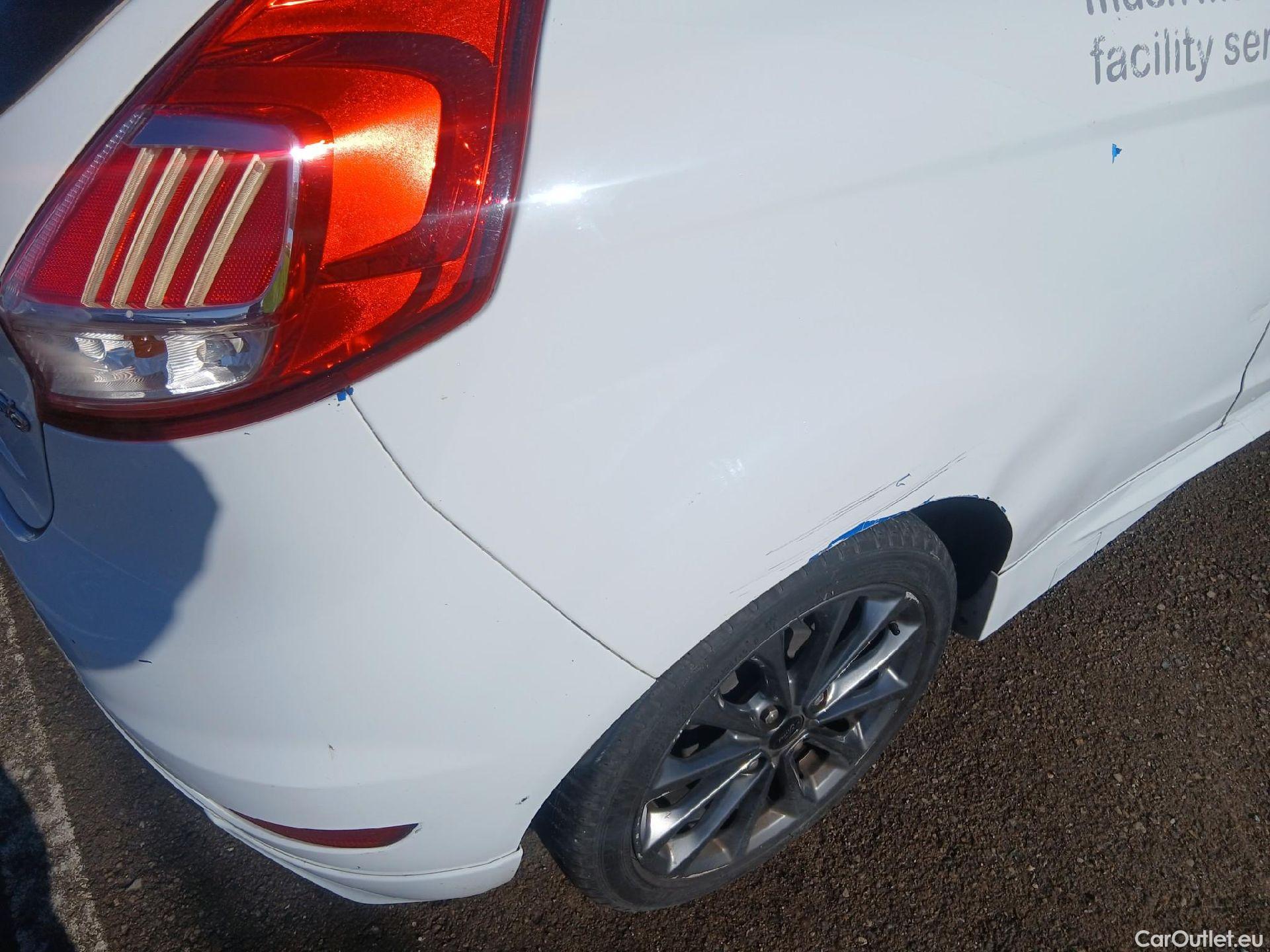  Ford  Fiesta FORD  3p 6G berlina con portón 1.5 TDCi 70kW (95CV) ST-Line 3p #28