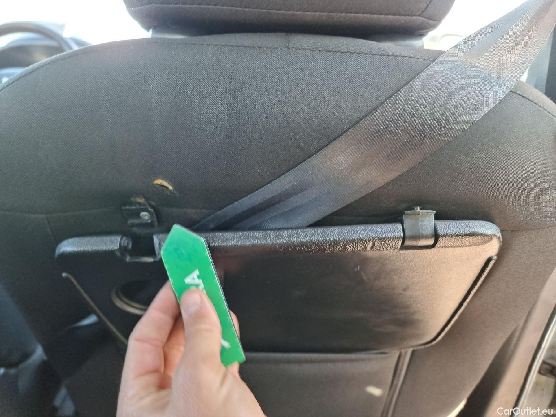  Dacia  Lodgy DACIA  / 2012 / 5P / monovolumen compacto Comfort Blue dCi 70kW (95CV) 7Pl - 18 #12