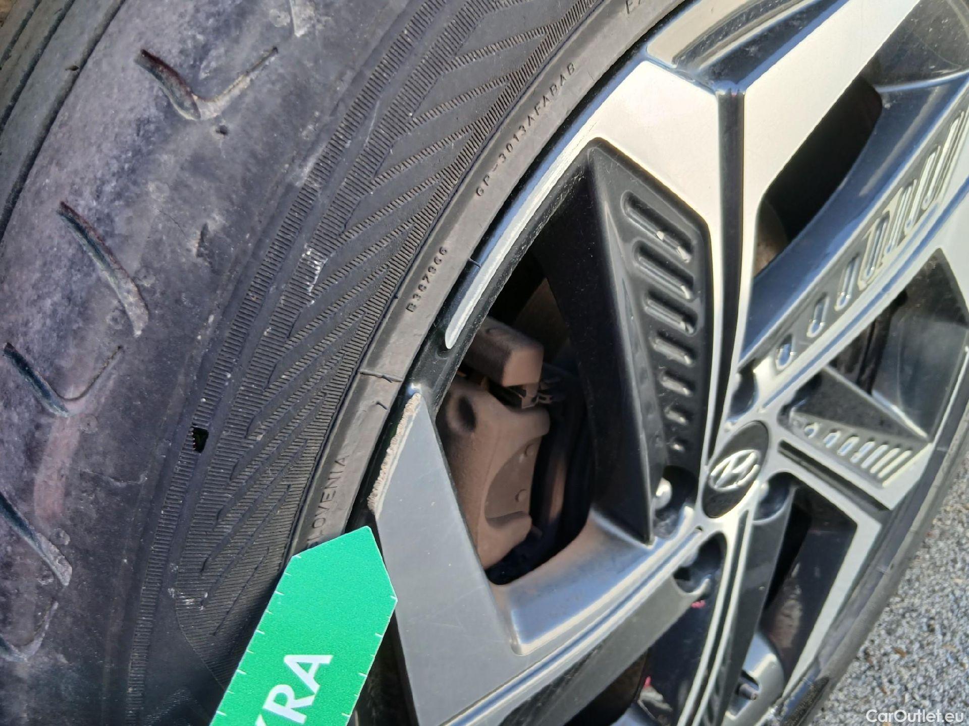  Hyundai  Tucson HYUNDAI  / 2020 / 5P / todoterreno 1.6 TGDI PHEV 195kW Tecno Sky Auto 4x4 #7