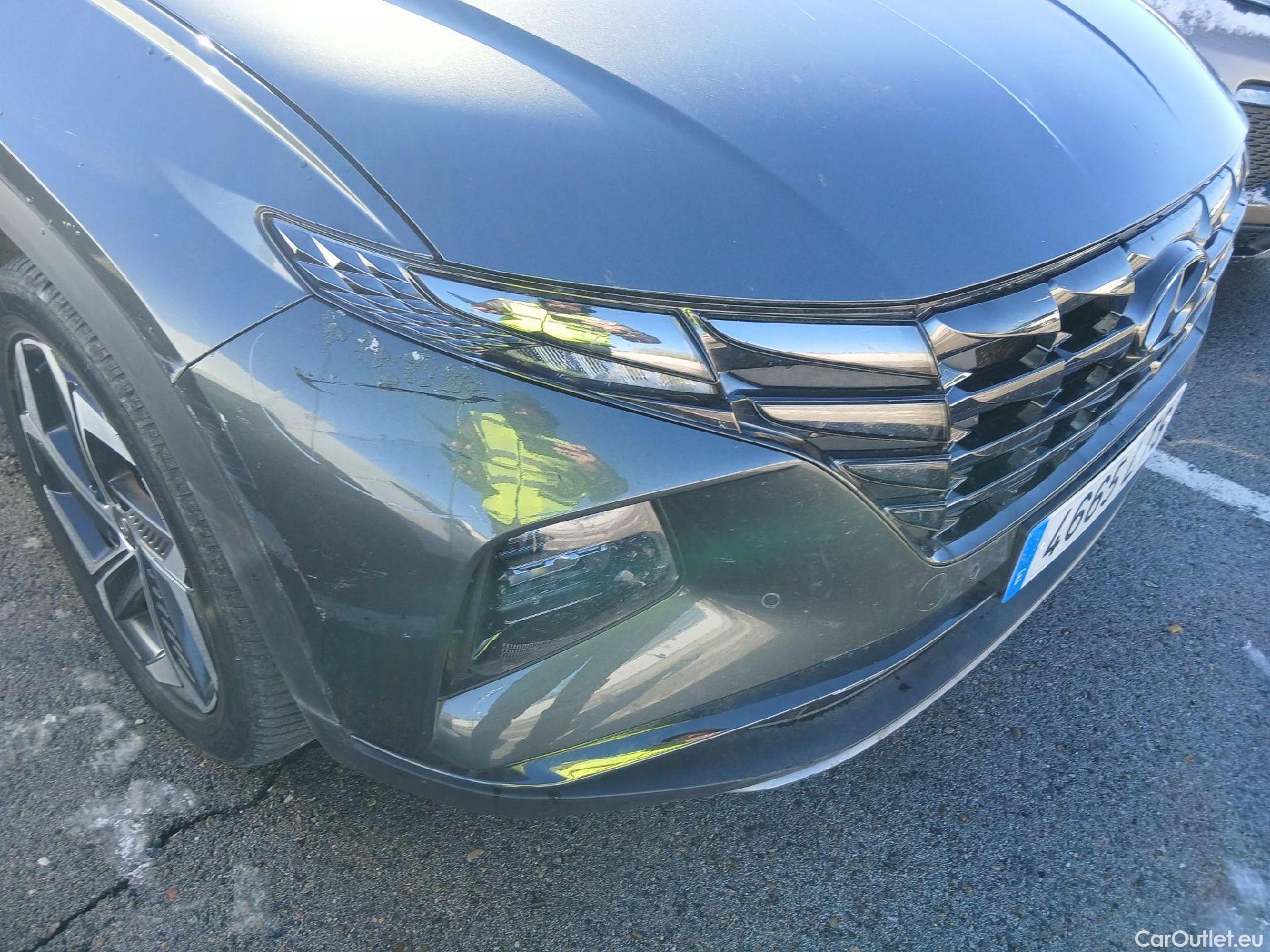  Hyundai  Tucson HYUNDAI  / 2020 / 5P / todoterreno 1.6 TGDI PHEV 195kW Tecno Sky Auto 4x4 #12