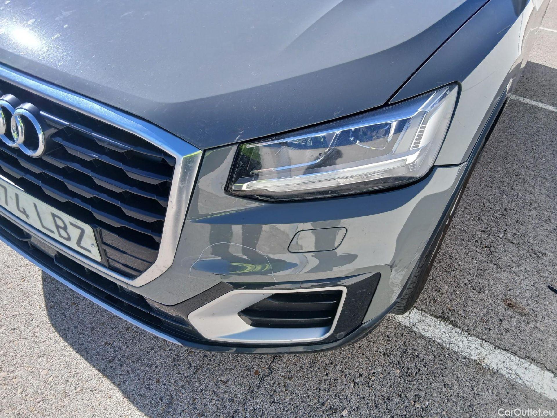  Audi  Q2 AUDI  / 2016 / 5P / todoterreno Design 30 TFSI 85kW (116CV) #8