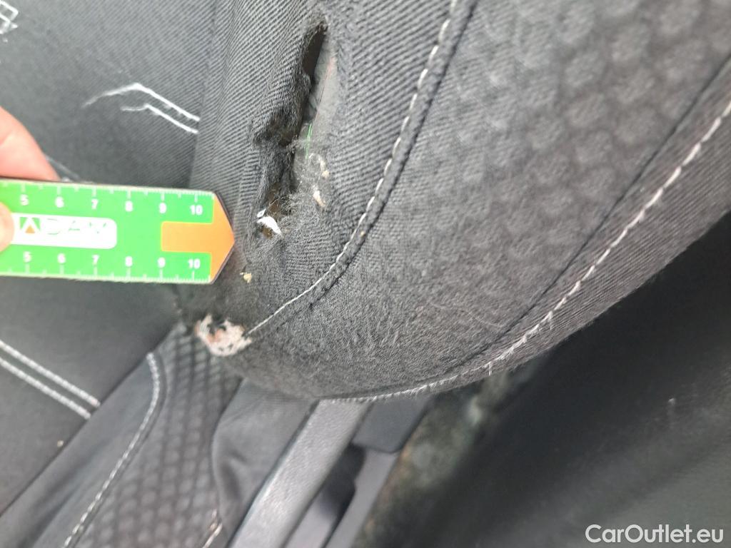  Dacia  Duster DACIA  / 2018 / 5P / todoterreno Comfort Blue dCi 85kW (115CV) 4X4 #15