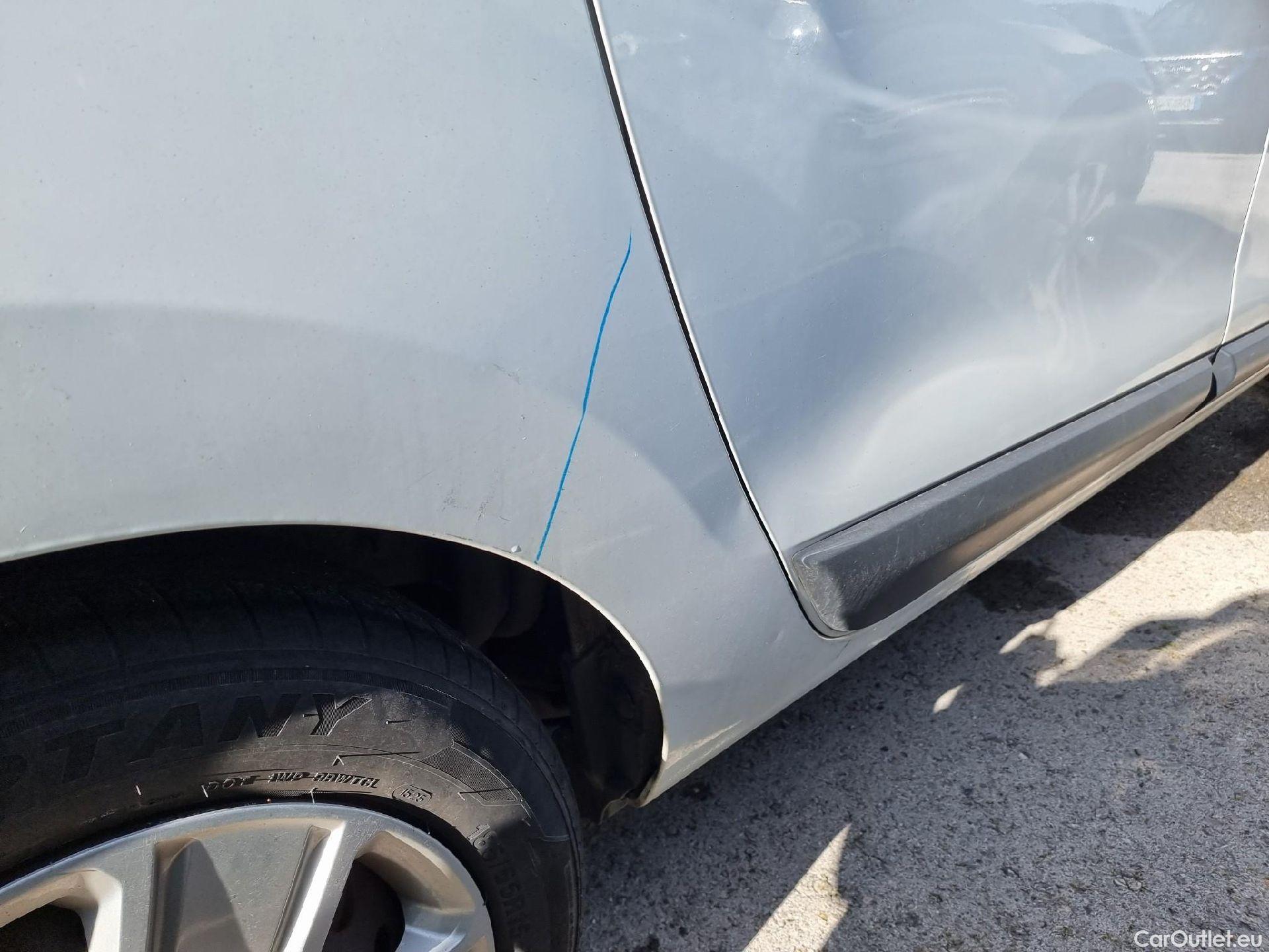  Dacia  Lodgy DACIA  / 2012 / 5P / monovolumen compacto Comfort Blue dCi 70kW (95CV) 7Pl - 18 #42