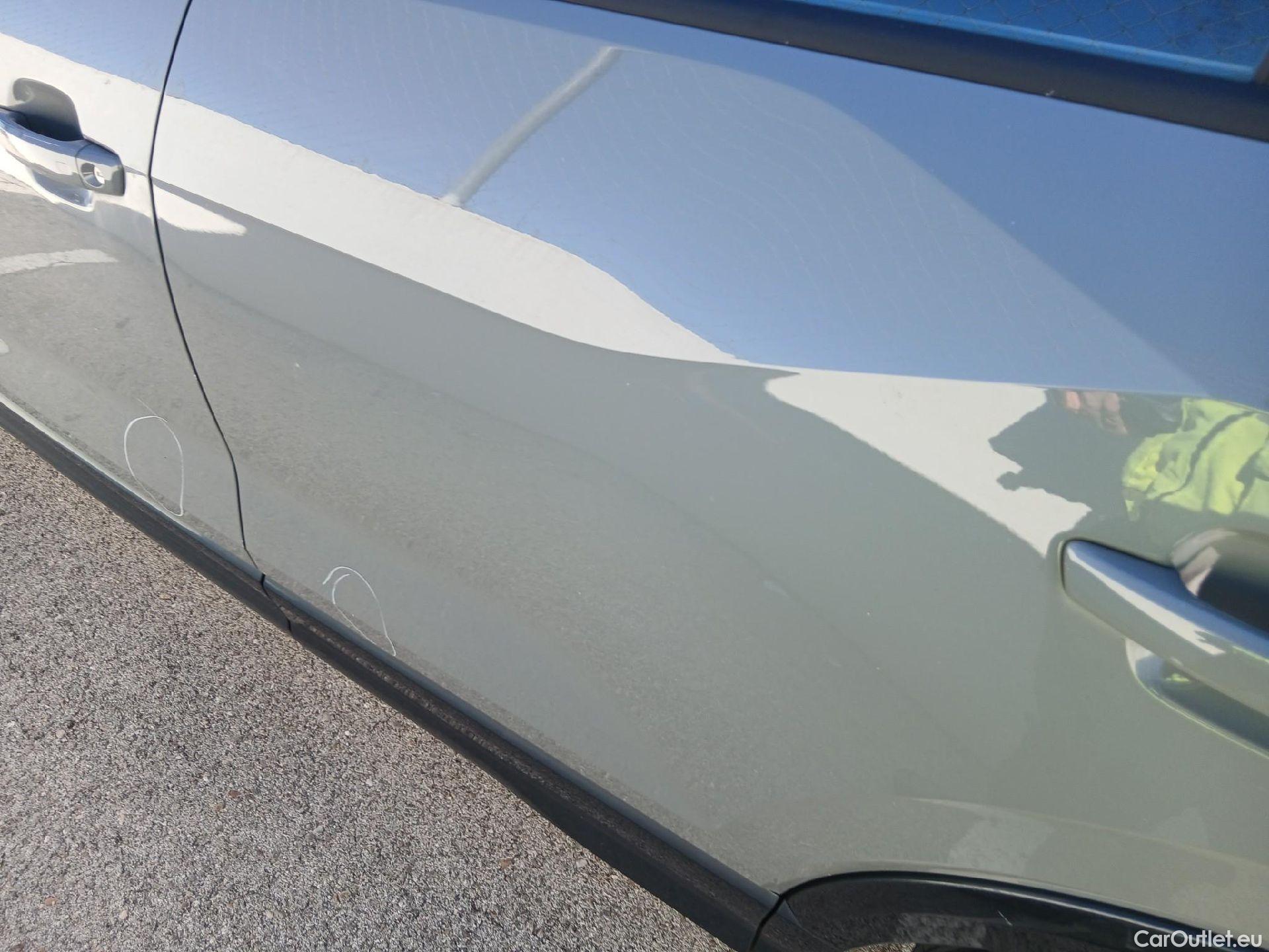  Audi  Q2 AUDI  / 2016 / 5P / todoterreno Design 30 TFSI 85kW (116CV) #20