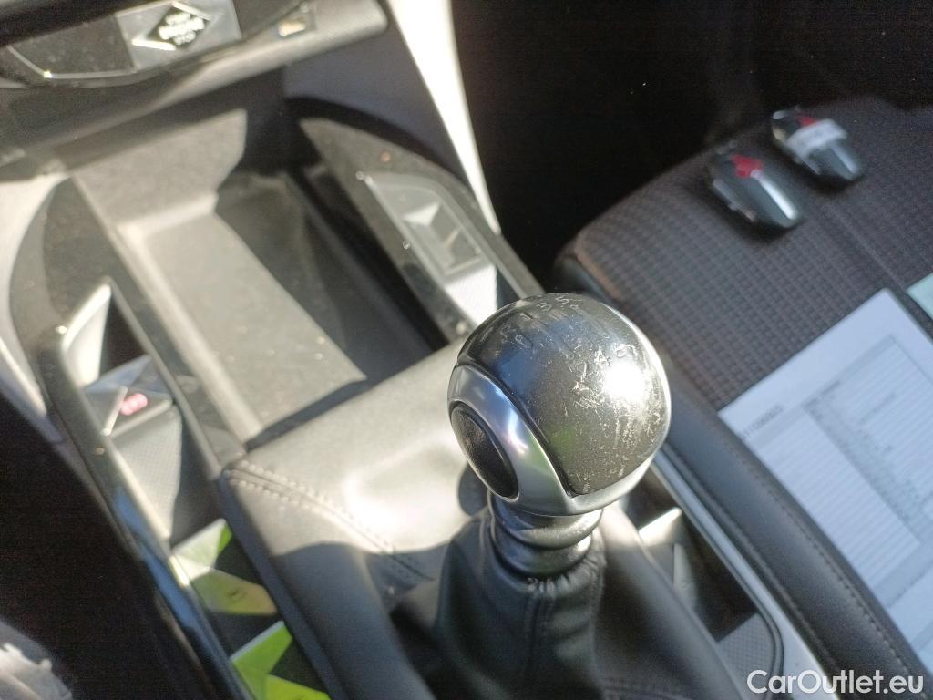  Citroen  DS3 DS DS 3 Crossback / 2018 / 5P / todoterreno PureTech 73 kW Manual PERFORMANCE LINE (AC) #19