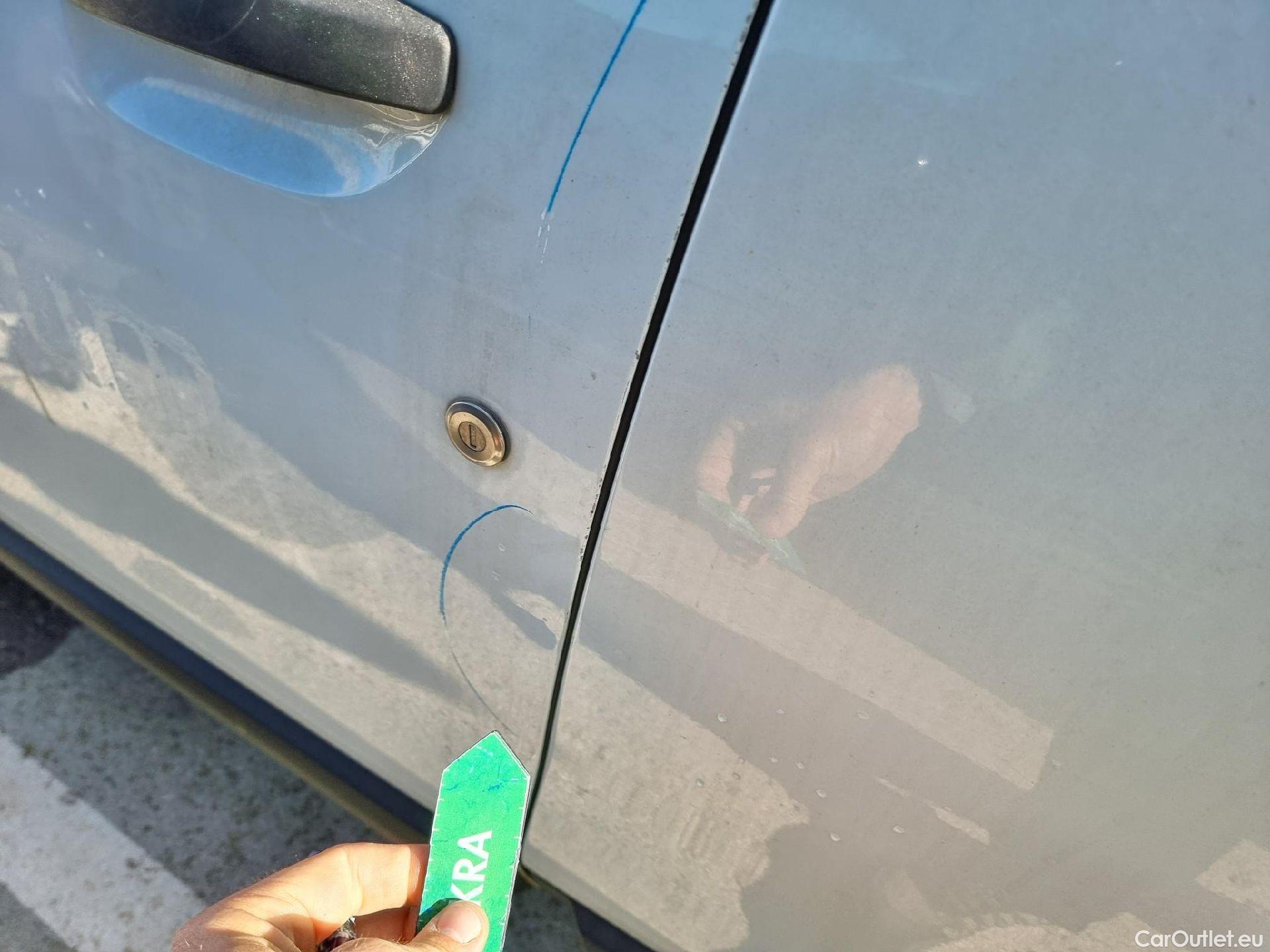  Dacia  Lodgy DACIA  / 2012 / 5P / monovolumen compacto Comfort Blue dCi 70kW (95CV) 7Pl - 18 #33