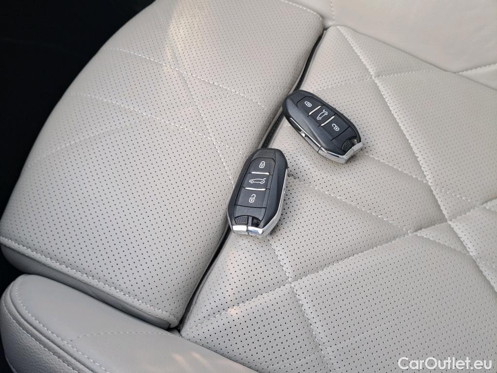  DS  DS7 DS DS 7 Crossback E-Tense / 2017 / 5P / todoterreno 1.6 E-Tense 300 Rivoli Auto 4WD #18