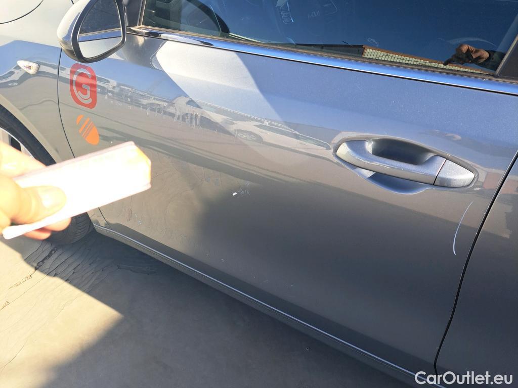  KIA  Cee'd KIA Ceed / 2021 / 5P / berlina con portón 1.0 T-GDi 88kW (120CV) Drive #5