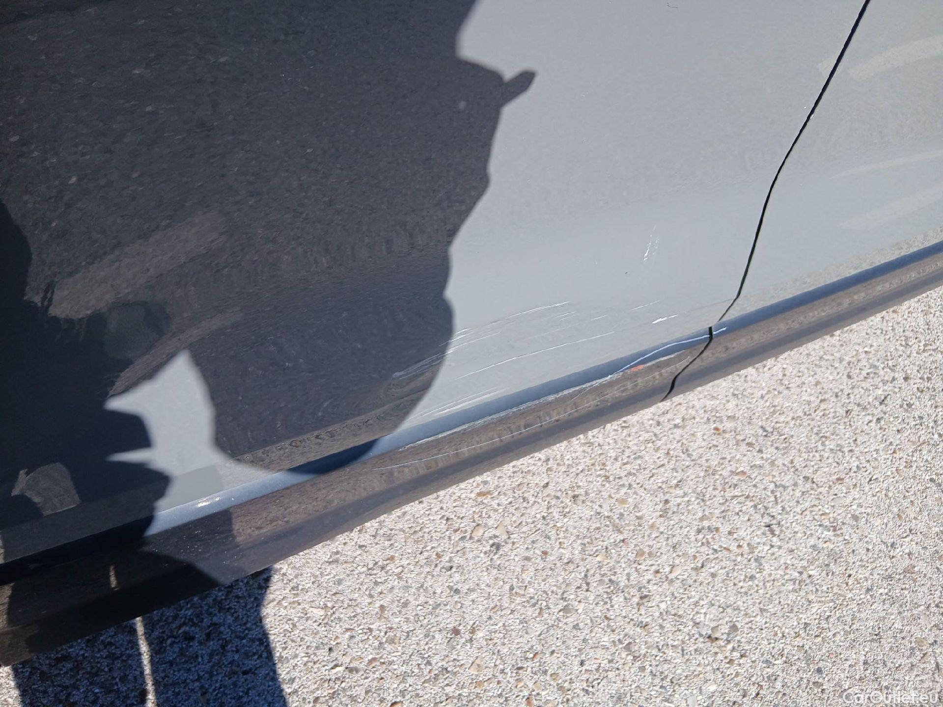  Audi  Q2 AUDI  / 2016 / 5P / todoterreno Design 30 TFSI 85kW (116CV) #34