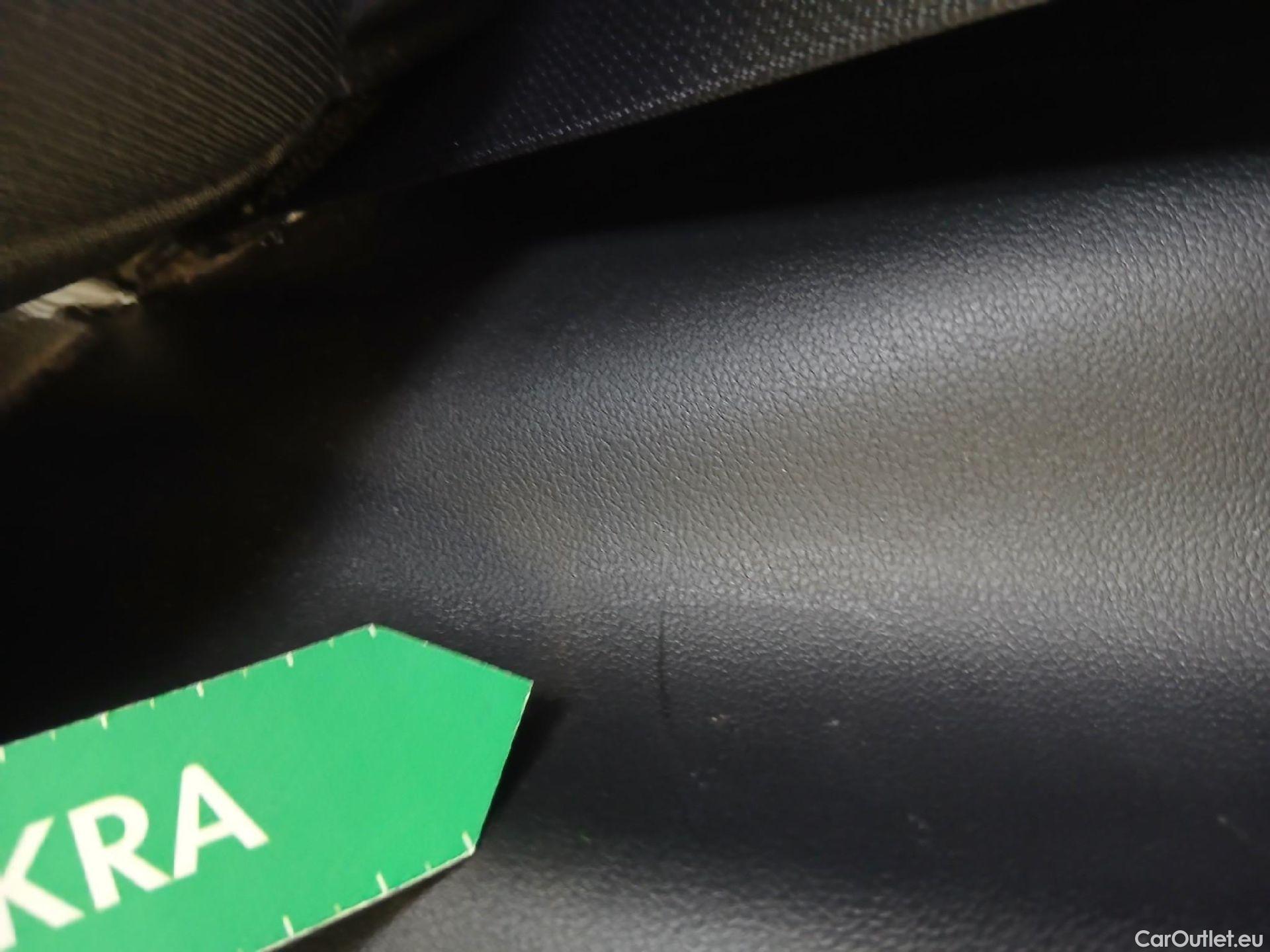  Hyundai  Tucson HYUNDAI  / 2020 / 5P / todoterreno 1.6 TGDI 169kW HEV Tecno Auto 2C #36