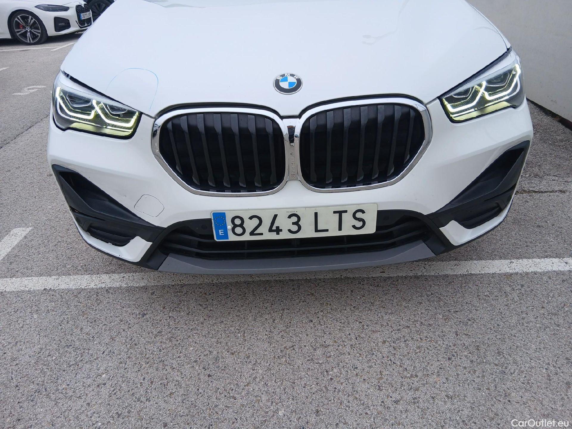  Bmw  X1 BMW  / 2019 / 5P / todoterreno sDrive18dA Corporate (AC4) #4